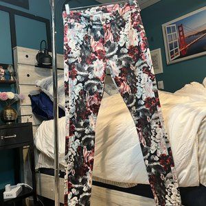 🦋$19🦋 7 For All Mankind | Floral Jeans | Size 29